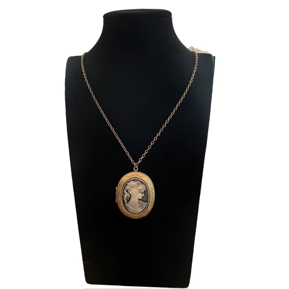 Vintage Locket Necklace Victorian Style Gold and Black